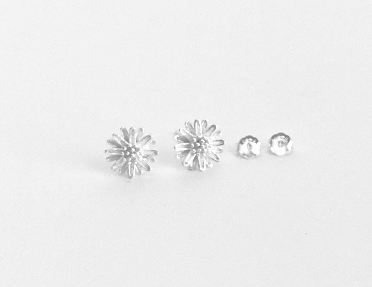Small Sterling Silver Daisy Earrings • Dainty Flower Stud Earrings