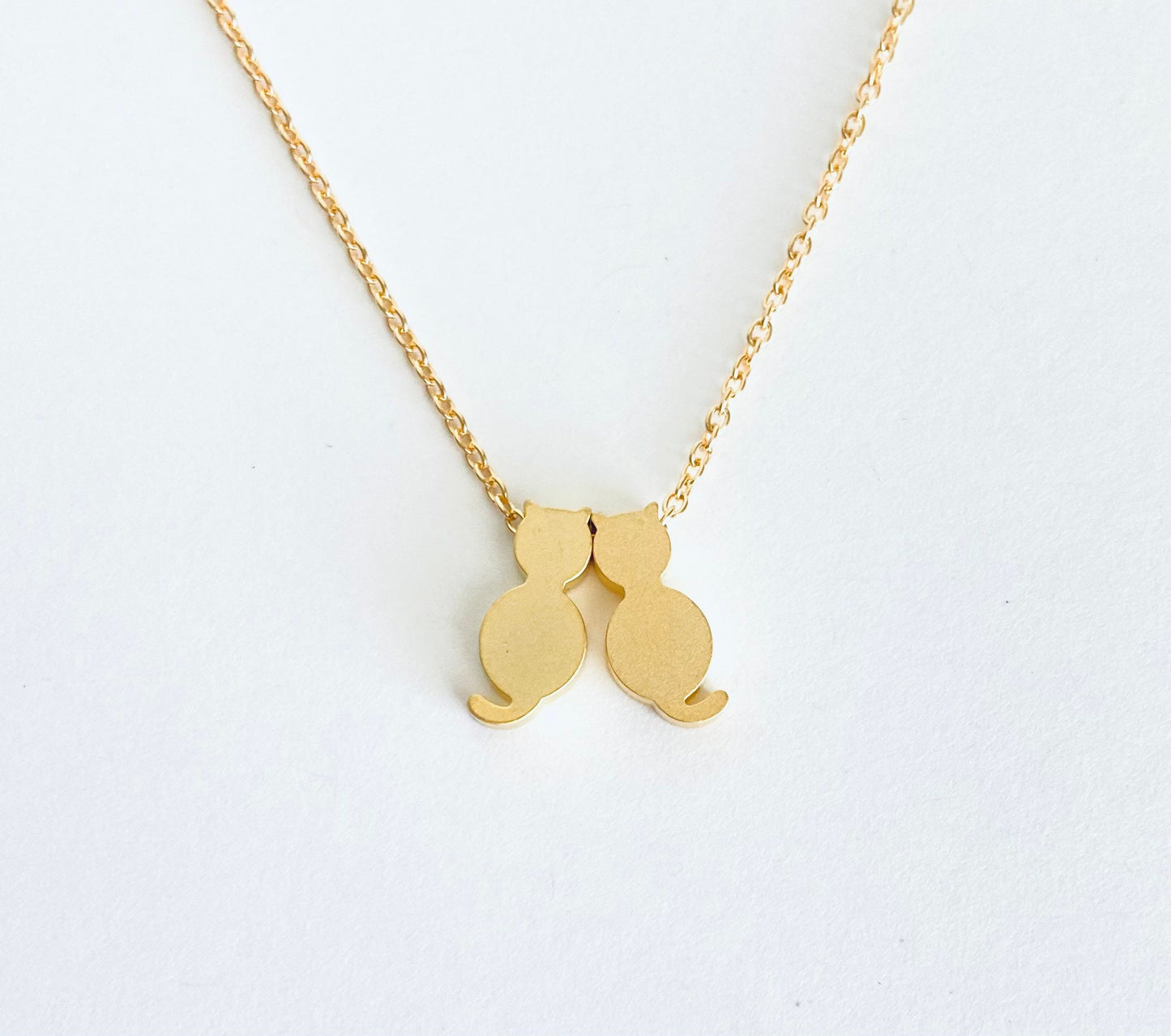 Personalized Gold Cat Necklace • Gold Initial Cat Family Pendant • Minimal Cat Lover Jewelry • Custom Pet Mom Gift • Cat Charm Necklace
