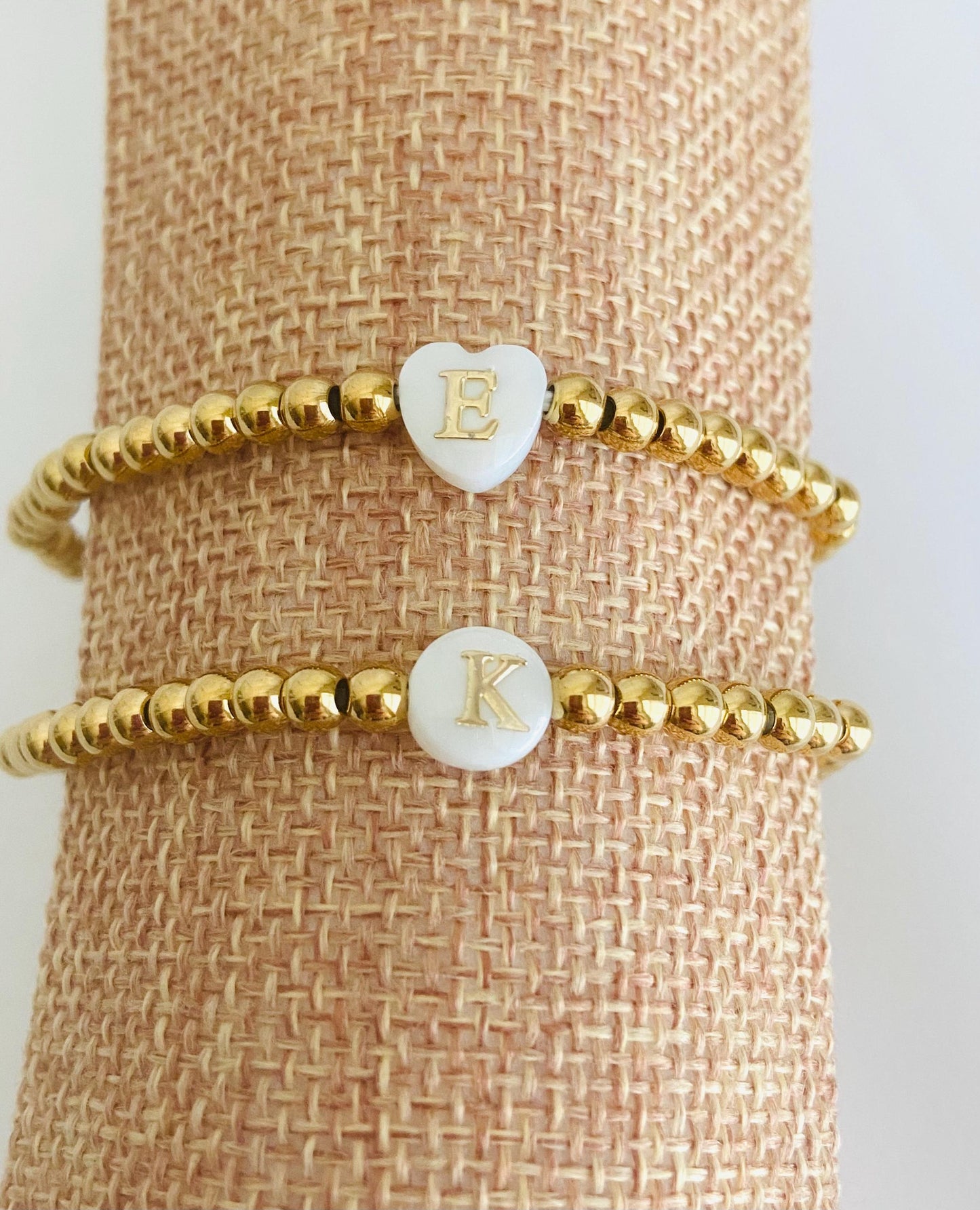 Personalized Dainty Initial Bracelet • Gold Beaded Stretch Bracelet with Shell Initial