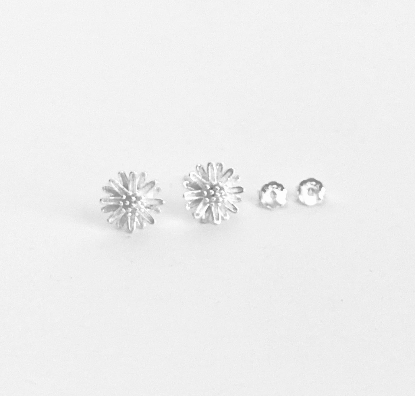 Small Sterling Silver Daisy Earrings • Dainty Flower Stud Earrings