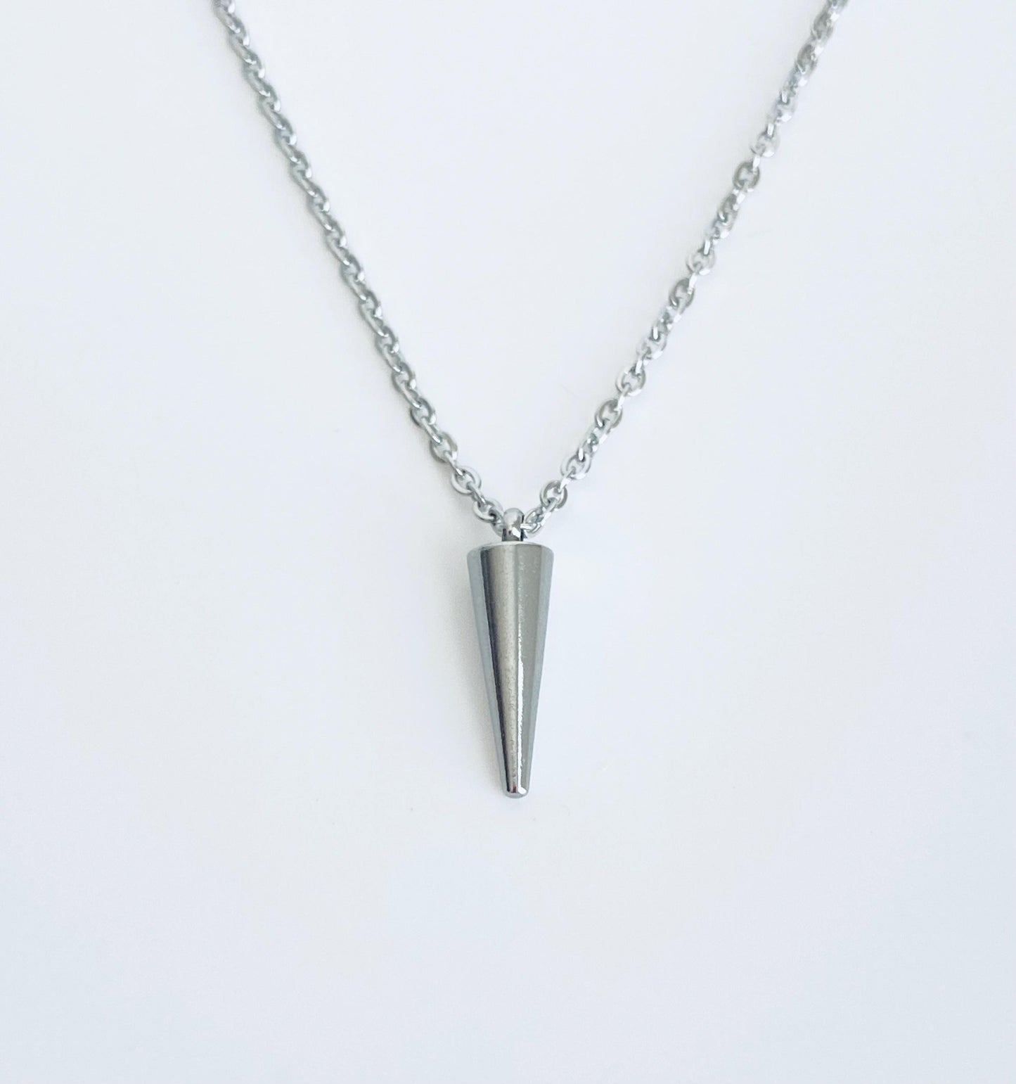 Minimalist Stainless Steel Spike Necklace. Delicate Layering Spike Pendant Necklace. Edgy Jewelry Gift for Her. Everyday Modern Jewelry.
