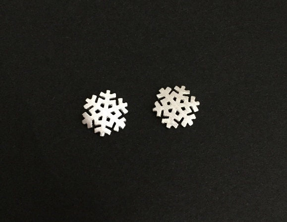 Sterling Silver Snowflake Stud Earrings • 925 Winter Snowflake Studs