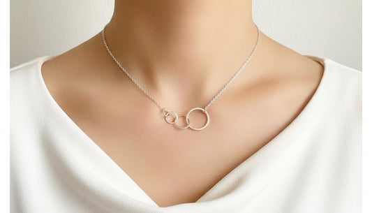 Sterling Silver 4 Interlocking Circle Necklace – 925 Silver Interlocking Four Ring Pendant