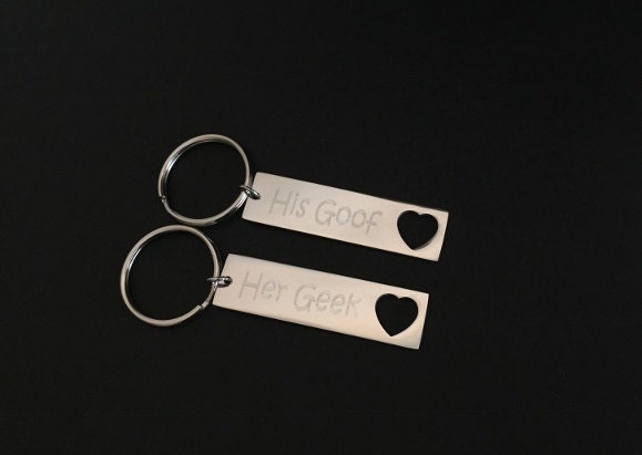 Personalized Stainless Steel Long Bar Keychain  • Custom Engraved Vertical Bar Key Chain