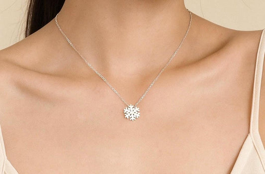 Sterling Silver Snowflake Pendant Necklace • 925 Silver Winter Holiday Necklace