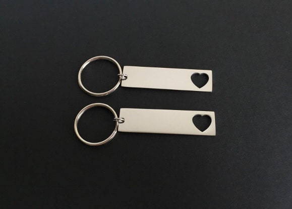 Personalized Stainless Steel Long Bar Keychain  • Custom Engraved Vertical Bar Key Chain