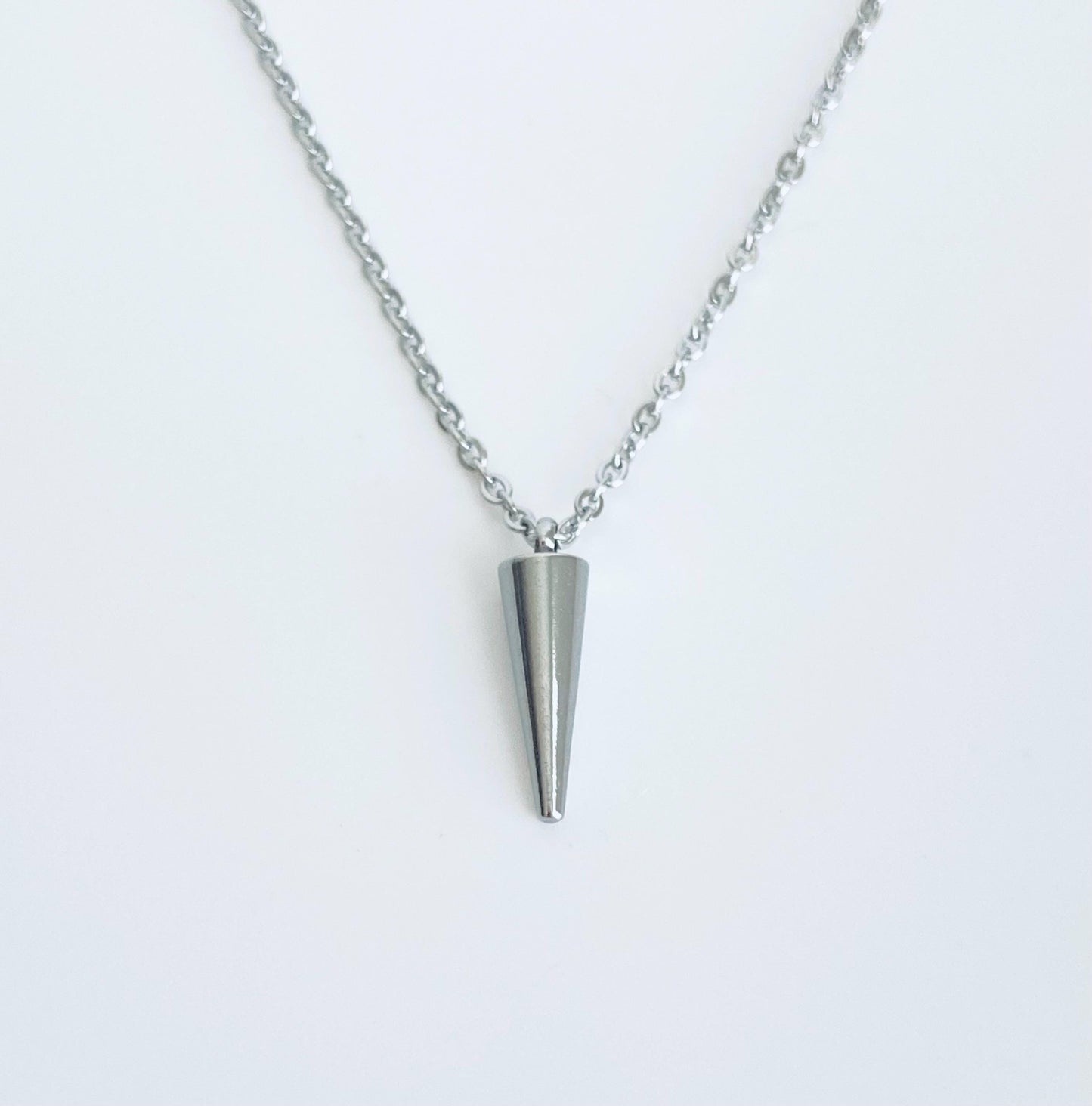 Minimalist Stainless Steel Spike Necklace. Delicate Layering Spike Pendant Necklace. Edgy Jewelry Gift for Her. Everyday Modern Jewelry.