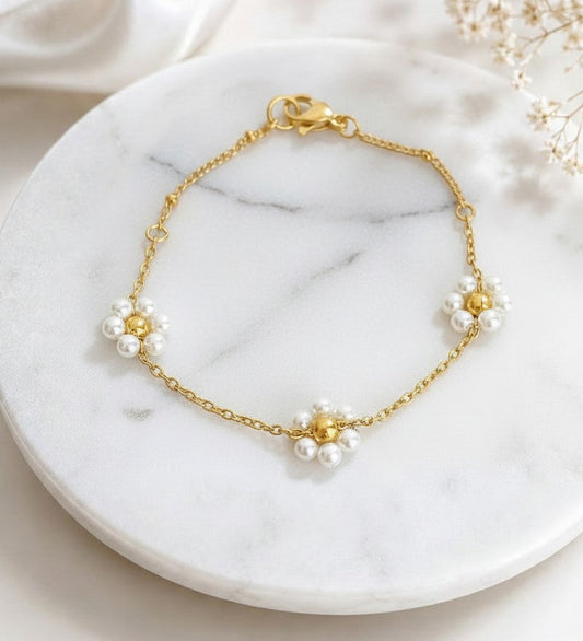 18K Gold Over Stainless Steel Glass Daisy Flower Bracelet