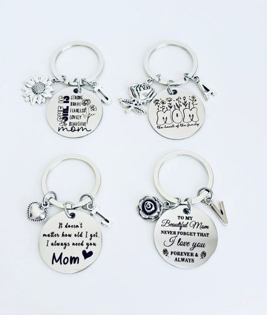 Personalized Mom Keychain • Custom Mother Gift • Mom Birthday Gift