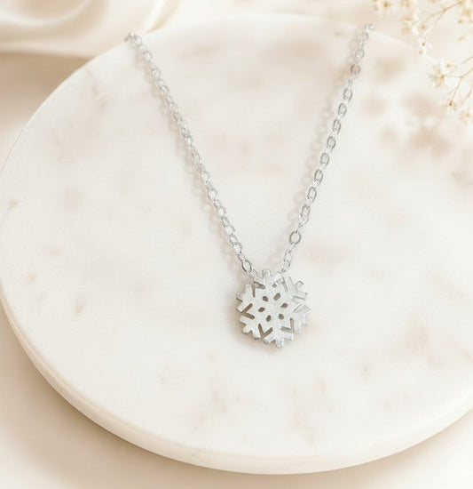 Sterling Silver Snowflake Pendant Necklace