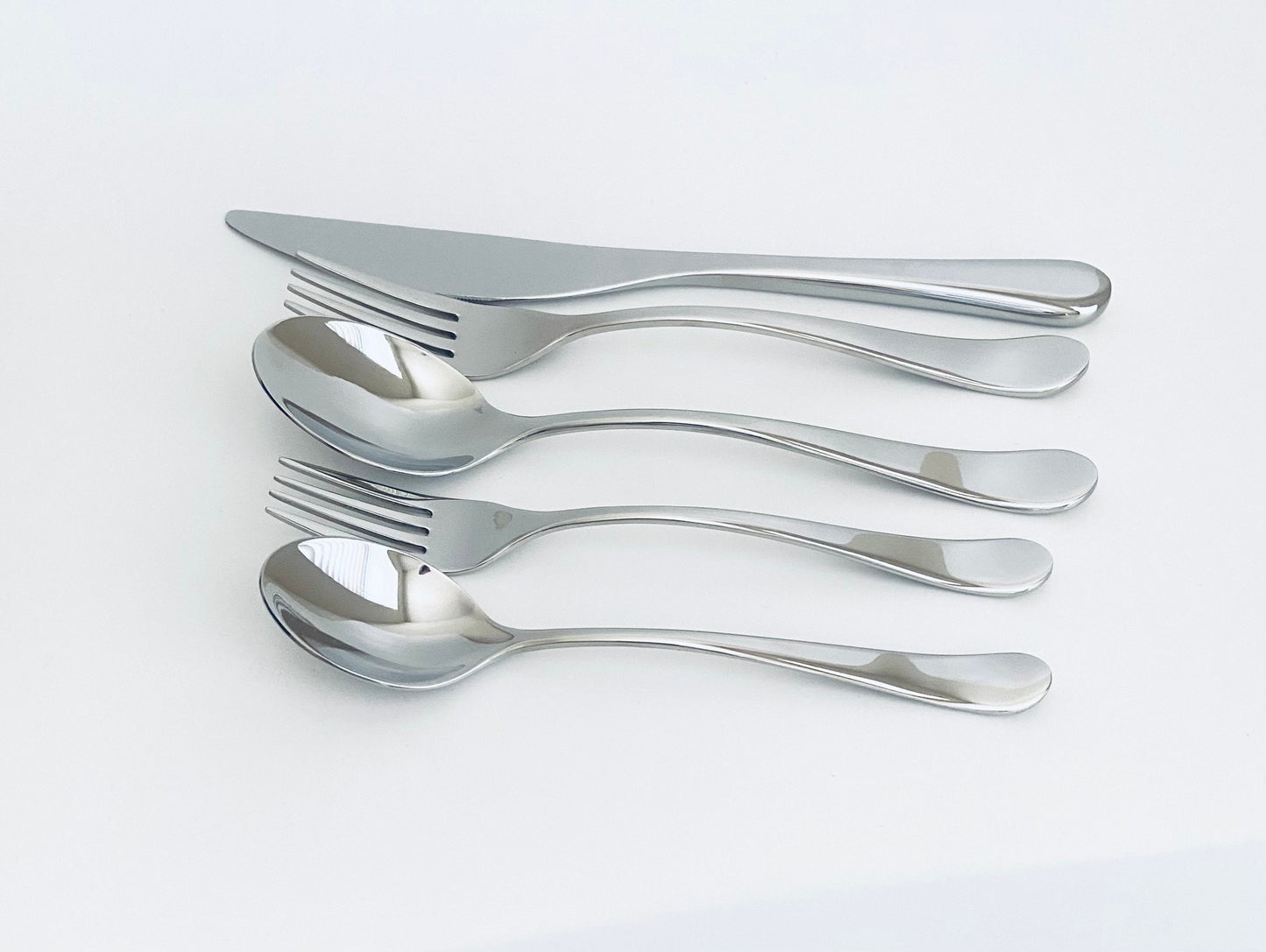 Personalized Shiny Stainless Steel Flatware Set – Custom Engraved Knife, Dinner Fork, Lunch Fork, Dinner Spoon & Dessert Spoon