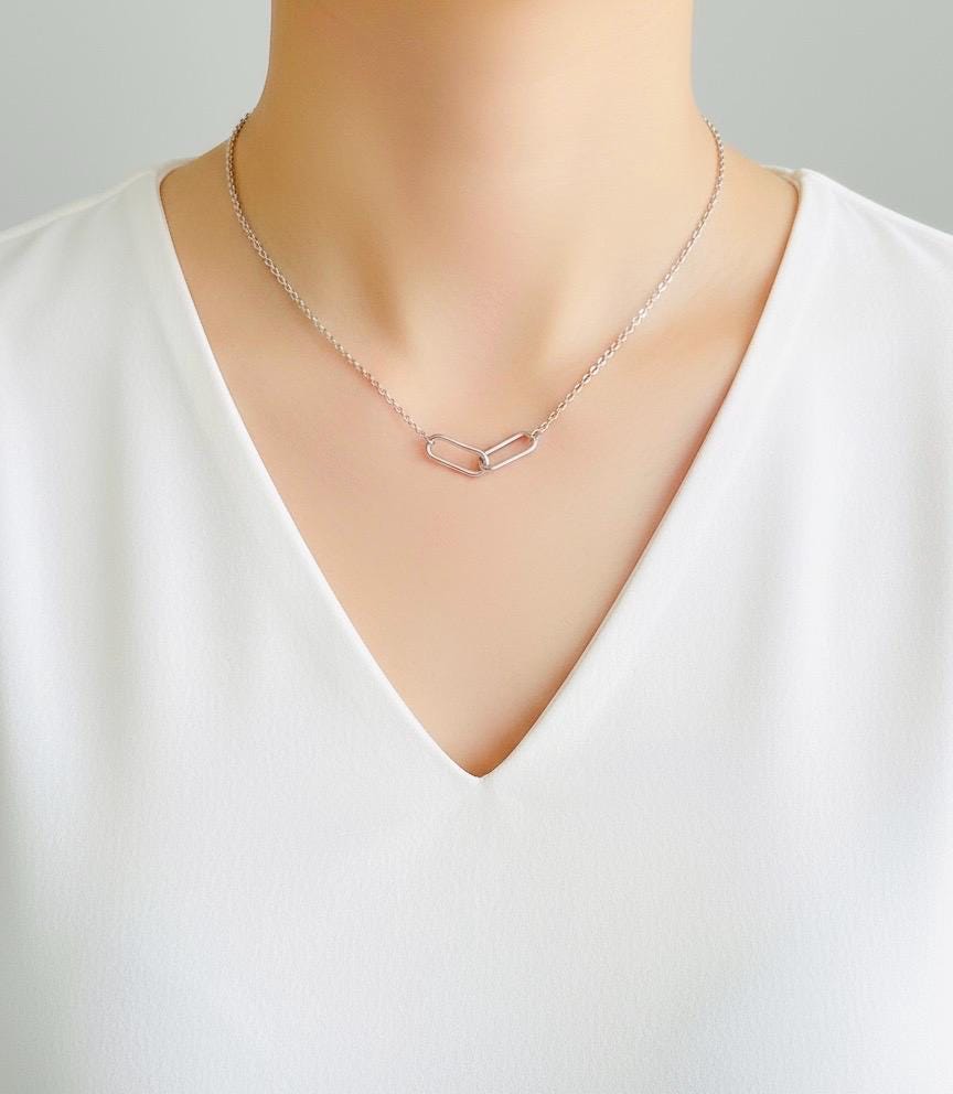 Minimalist Interlocking Paperclip Link Necklace • Stainless Steel or Gold Interlocking Link Necklace