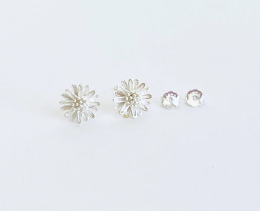 Small Sterling Silver Daisy Earrings • Dainty Flower Stud Earrings