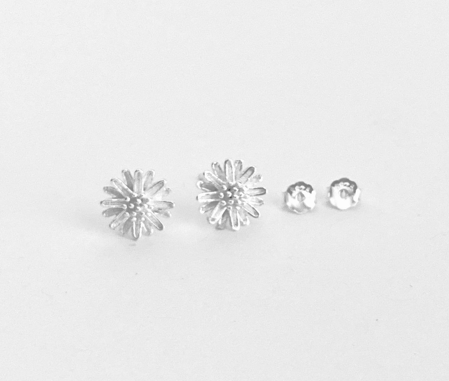 Small Sterling Silver Daisy Earrings • Dainty Flower Stud Earrings
